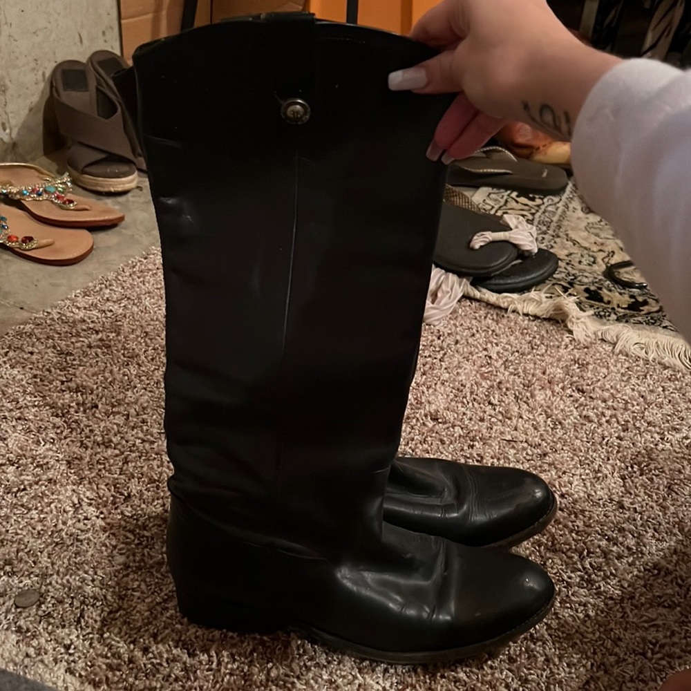 Frye boot